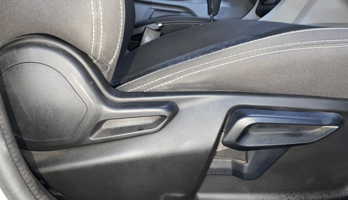 2020 Tata Tiago XZA PLUS PETROL, Petrol, Automatic, 35,823 km, Driver Side Adjustment Panel