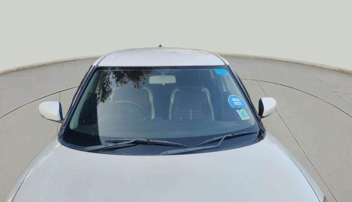 2020 Maruti Swift VXI AMT, Petrol, Automatic, 68,209 km, Front Windshield