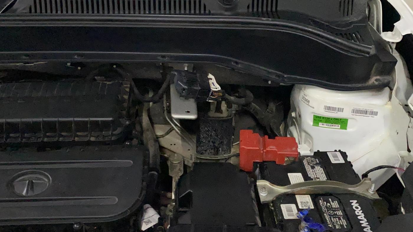 2022 Tata PUNCH ACCOMPLISHED MT, Petrol, Manual, 11,567 km, Engine View - Left