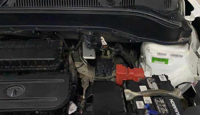 2022 Tata PUNCH ACCOMPLISHED MT, Petrol, Manual, 11,567 km, Engine View - Left