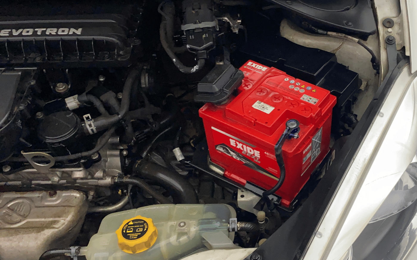 2018 Tata Tiago XZ PETROL, Petrol, Manual, 51,066 km, Engine View - Left