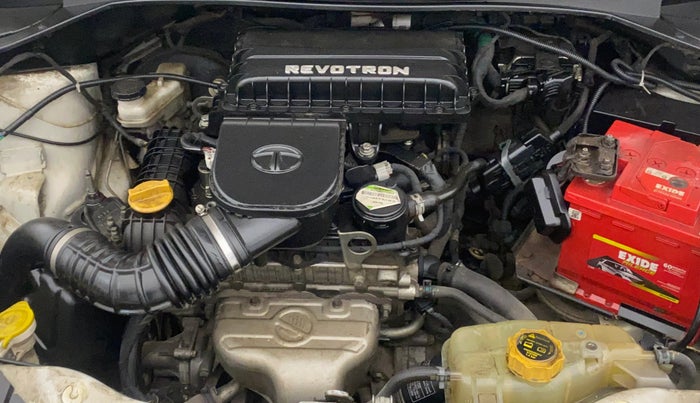 2016 Tata Tiago XT PETROL, Petrol, Manual, 55,189 km, Engine View