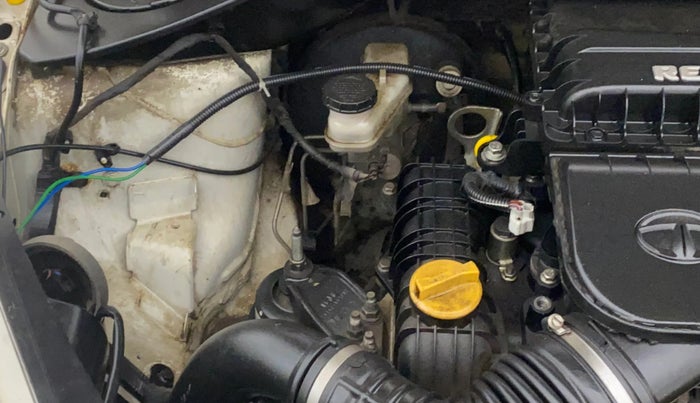 2016 Tata Tiago XT PETROL, Petrol, Manual, 55,189 km, Engine View - Right