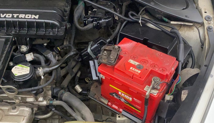 2016 Tata Tiago XT PETROL, Petrol, Manual, 55,189 km, Engine View - Left