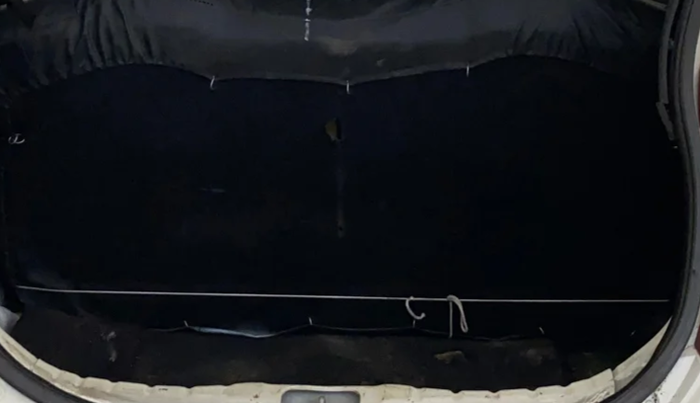 2018 Hyundai Eon ERA +, Petrol, Manual, 1,15,314 km, Boot Inside