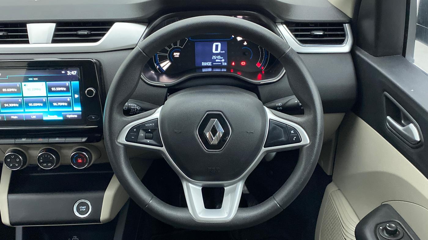 2022 Renault TRIBER RXZ, Petrol, Manual, 3,029 km, Steering Wheel Close Up