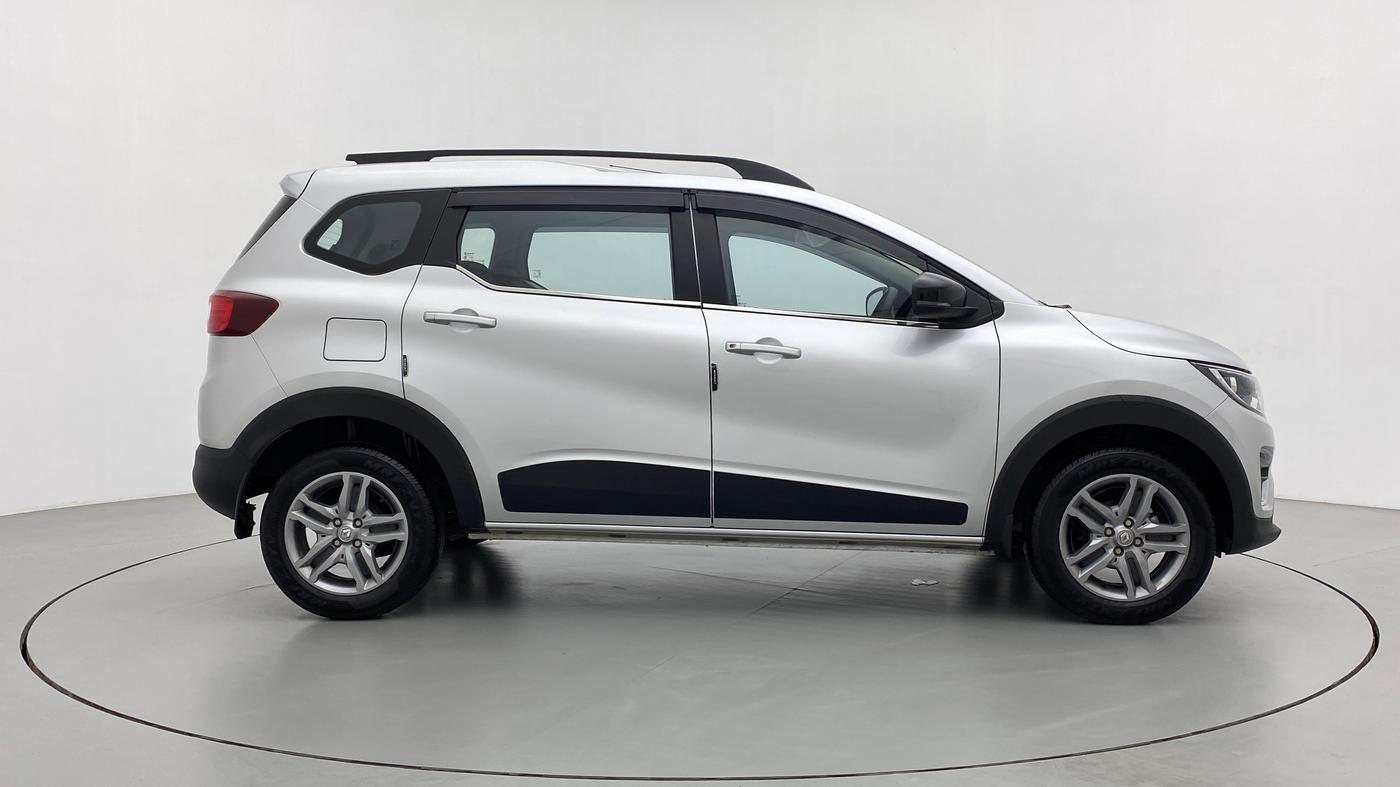 2022 Renault TRIBER RXZ, Petrol, Manual, 3,029 km, Right Side View