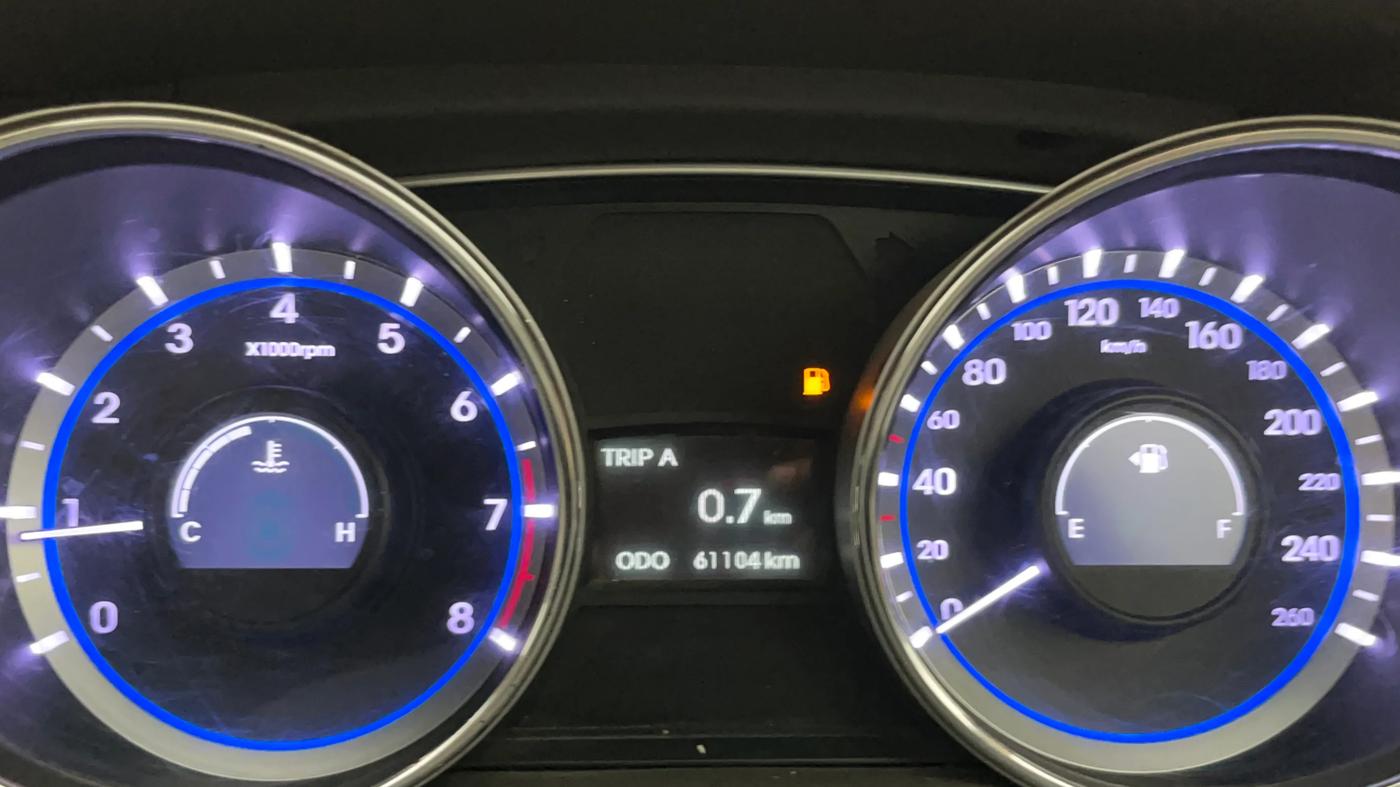 2013 Hyundai Sonata 2.4 GDI MT, Petrol, Manual, 61,210 km, Odometer Image