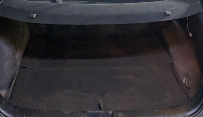 2018 Hyundai Creta S 1.4 DIESEL, Diesel, Manual, 1,00,875 km, Boot Inside