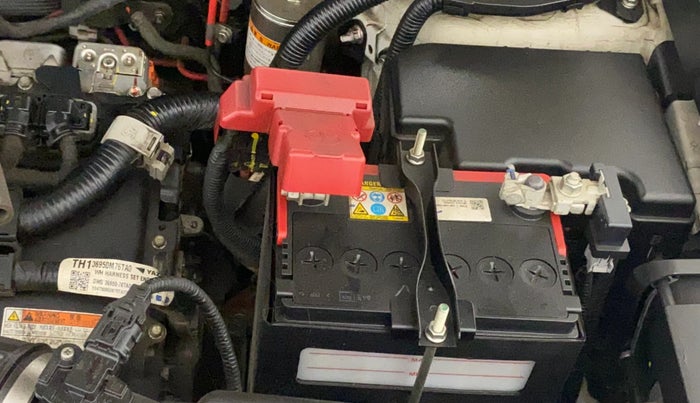 2024 Toyota URBAN CRUISER HYRYDER V HYBRID, Hybrid, Automatic, 14,033 km, Engine View - Left