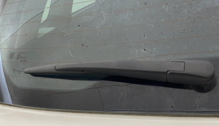 2024 Toyota URBAN CRUISER HYRYDER V HYBRID, Hybrid, Automatic, 14,033 km, Rear Wiper