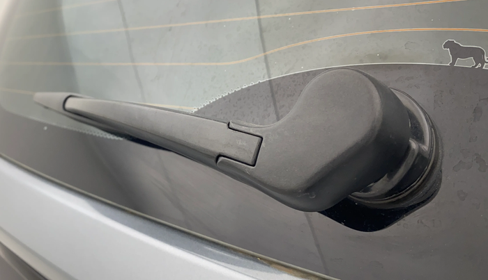 2022 Tata NEXON XZ PLUS (O) DIESEL DARK EDITION, Diesel, Manual, 90,165 km, Rear Wiper