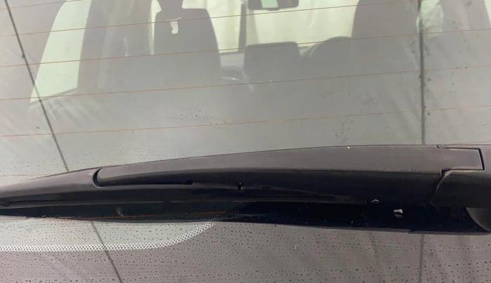 2022 Maruti Grand Vitara ALPHA SMART HYBRID AT, Petrol, Automatic, 18,513 km, Rear Wiper