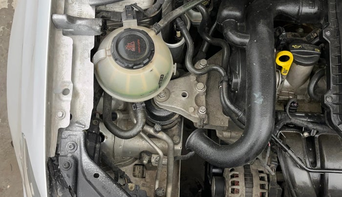 2018 Volkswagen Ameo COMFORTLINE 1.0L, Petrol, Manual, 50,953 km, Engine View - Right