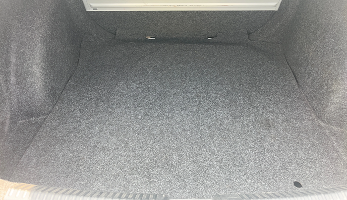 2020 Volkswagen Vento HIGHLINE PLUS 1.0L TSI, Petrol, Manual, 84,897 km, Boot Inside