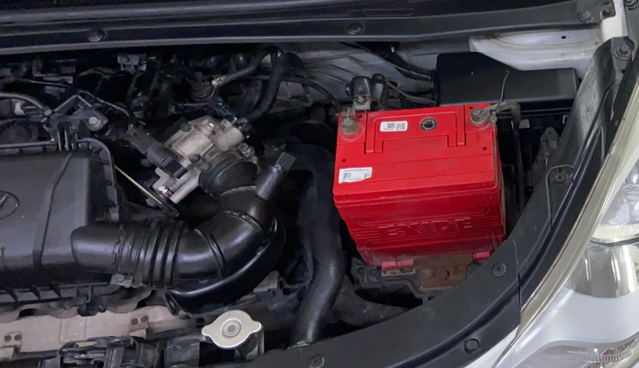 2016 Hyundai i10 MAGNA 1.1, Petrol, Manual, 73,003 km, Engine View - Left