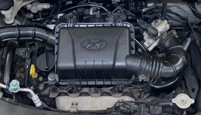 2016 Hyundai i10 MAGNA 1.1, Petrol, Manual, 73,003 km, Engine View