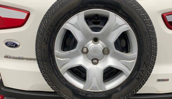 2017 Ford Ecosport TREND 1.5L DIESEL, Diesel, Manual, 1,22,815 km, Spare Tyre