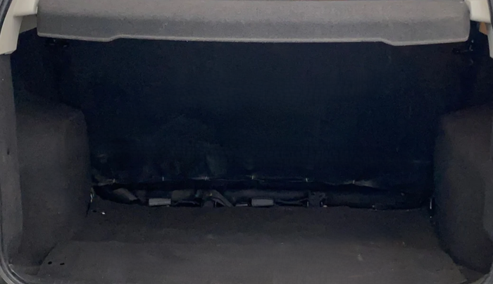 2017 Ford Ecosport TREND 1.5L DIESEL, Diesel, Manual, 1,22,815 km, Boot Inside