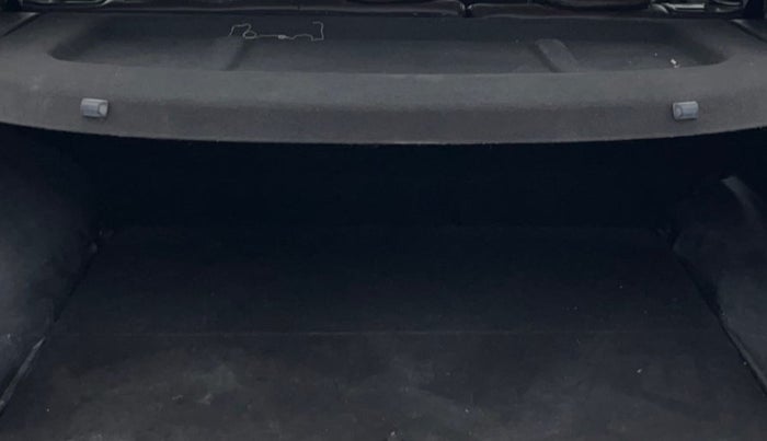 2016 Hyundai Creta SX PLUS AT 1.6 PETROL, Petrol, Automatic, 89,945 km, Boot Inside