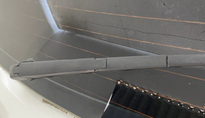 2017 Hyundai Elite i20 ASTA 1.2 (O), Petrol, Manual, 66,441 km, Rear Wiper