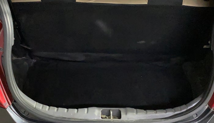 2017 Hyundai Eon ERA +, Petrol, Manual, 49,326 km, Boot Inside