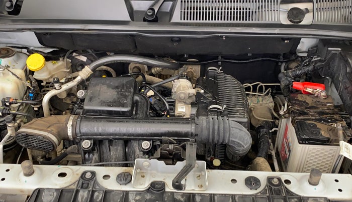 2023 Renault TRIBER RXT, Petrol, Manual, 57,600 km, Engine View