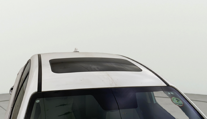 2017 Hyundai Verna 1.6 VTVT SX O, Petrol, Manual, 49,542 km, Moonroof/ Sunroof