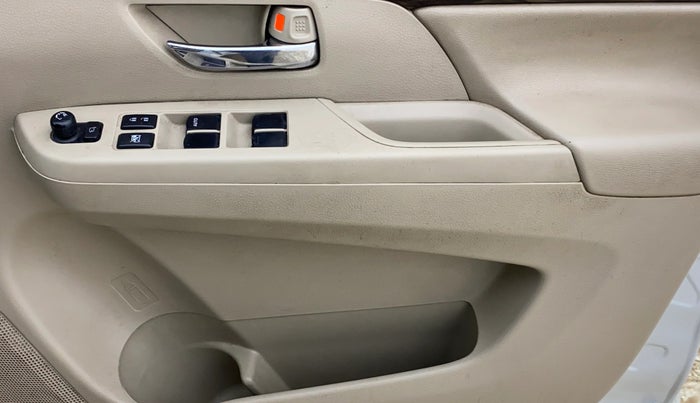 2019 Maruti Ertiga ZXI AT SHVS, Petrol, Automatic, 86,151 km, Driver Side Door Panels Control