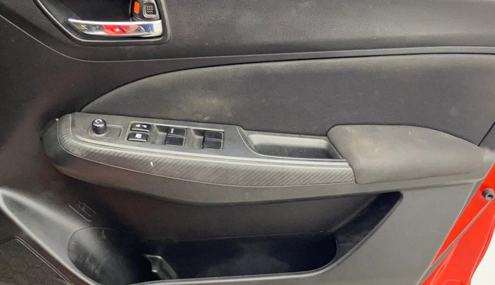 2021 Maruti Swift VXI, Petrol, Manual, 42,007 km, Driver Side Door Panels Control
