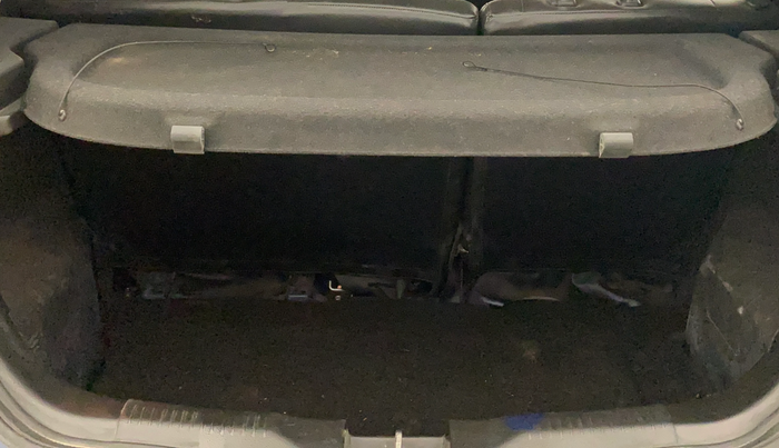 2019 Maruti IGNIS DELTA 1.2, Petrol, Manual, 64,020 km, Boot Inside