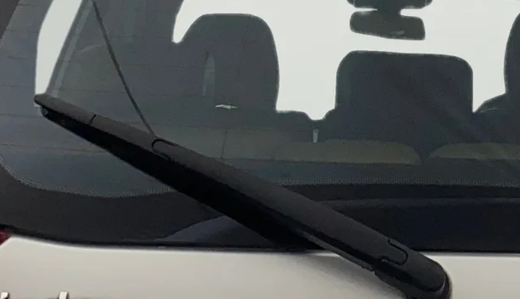 2018 Mahindra XUV500 W11, Diesel, Manual, 93,883 km, Rear Wiper