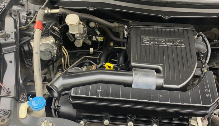 2016 Maruti Swift Dzire ZXI, Petrol, Manual, 86,221 km, Engine View - Right