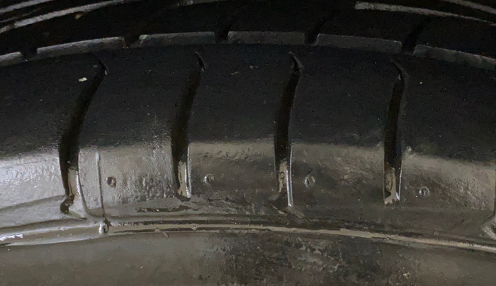 2017 Hyundai Creta SX PLUS 1.6 PETROL, Petrol, Manual, 70,673 km, Right Rear Tyre Tread