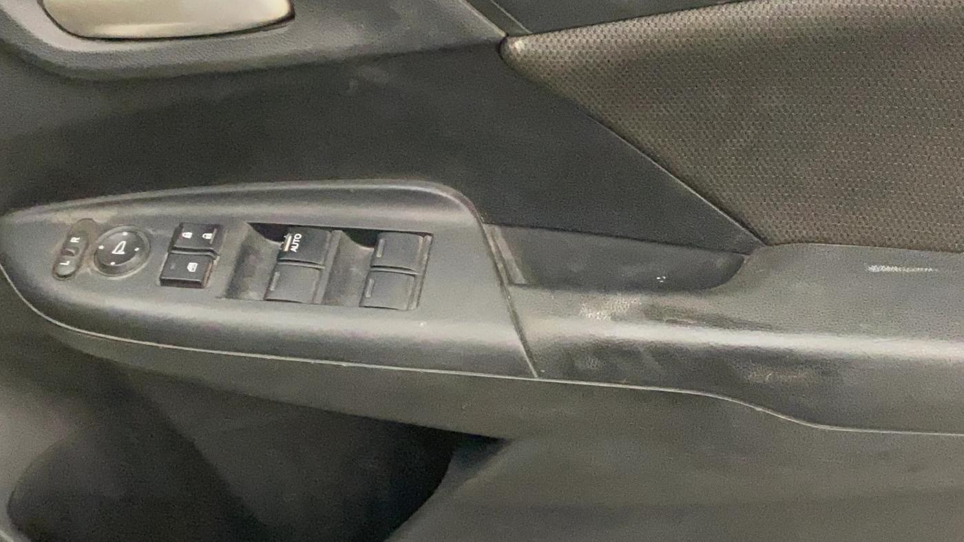 2022 Honda WR-V 1.5L I-DTEC SV MT, Diesel, Manual, 87,746 km, Driver Side Door Panels Control