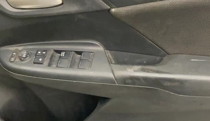 2022 Honda WR-V 1.5L I-DTEC SV MT, Diesel, Manual, 87,746 km, Driver Side Door Panels Control