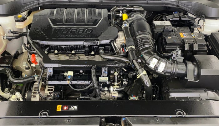 2024 Hyundai Verna SX (O) 1.5 TURBO PETROL MT, Petrol, Manual, 5,204 km, Engine View