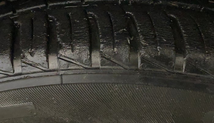 2020 Hyundai NEW SANTRO MAGNA, Petrol, Manual, 23,854 km, Right Front Tyre Tread