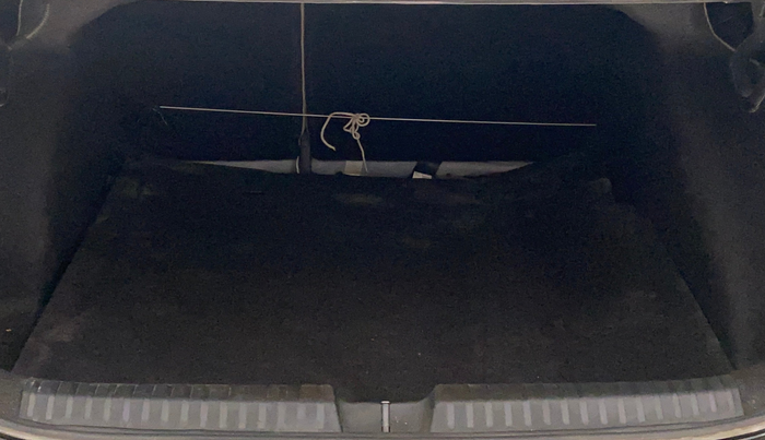 2023 Volkswagen VIRTUS HIGHLINE TSI 1.0 MT, Petrol, Manual, 39,475 km, Boot Inside