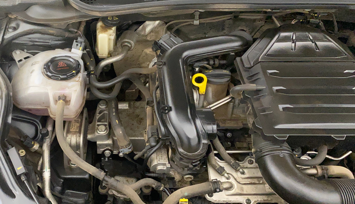 2023 Volkswagen VIRTUS HIGHLINE TSI 1.0 MT, Petrol, Manual, 39,475 km, Engine View - Right