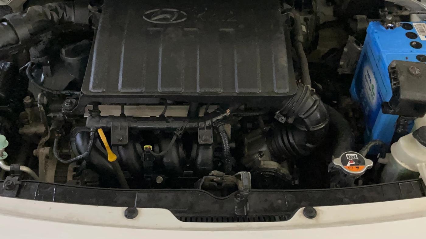 2016 Hyundai Grand i10 ASTA (O) 1.2 KAPPA VTVT, Petrol, Manual, 83,038 km, Engine View