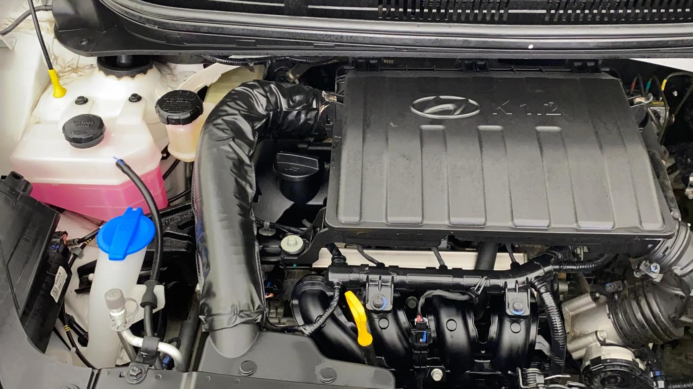 2024 Hyundai AURA SX 1.2 (O), Petrol, Manual, 9,239 km, Engine View - Right