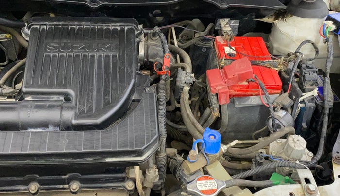 2017 Maruti Swift VXI, CNG, Manual, 1,09,405 km, Engine View - Left