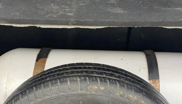 2017 Maruti Swift VXI, CNG, Manual, 1,09,405 km, Boot Inside