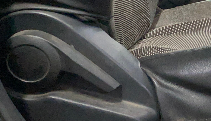 2021 Tata ALTROZ XM PLUS PETROL, Petrol, Manual, 51,174 km, Driver Side Adjustment Panel