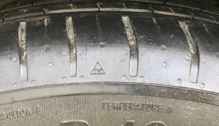 2019 Toyota Glanza V CVT, CNG, Automatic, 84,272 km, Left Front Tyre Tread