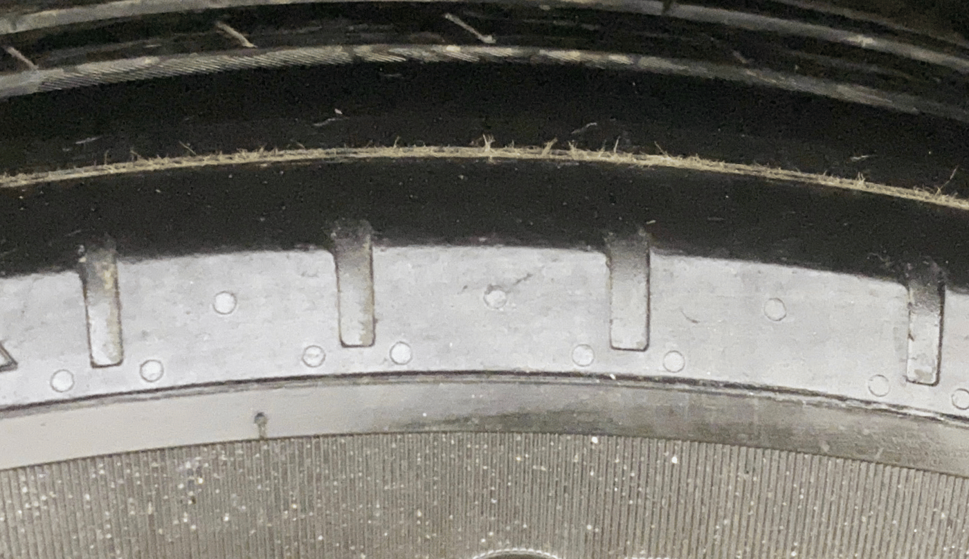 2019 Toyota Glanza V CVT, CNG, Automatic, 84,272 km, Right Rear Tyre Tread