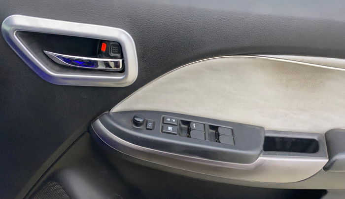 2019 Toyota Glanza V CVT, CNG, Automatic, 84,272 km, Driver Side Door Panels Control