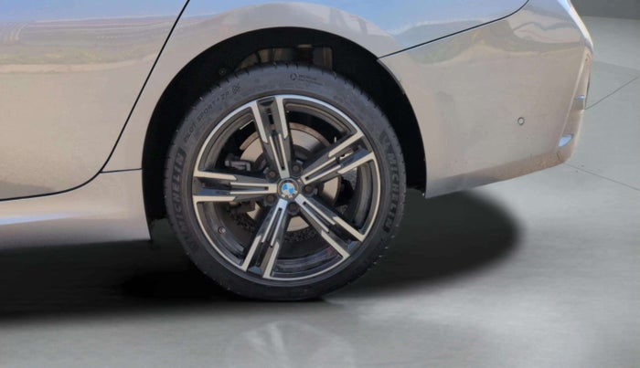 2023 BMW 3 SERIES GRAN LIMOUSINE 320Ld M Sport, Diesel, Automatic, 31,354 km, Left Rear Wheel