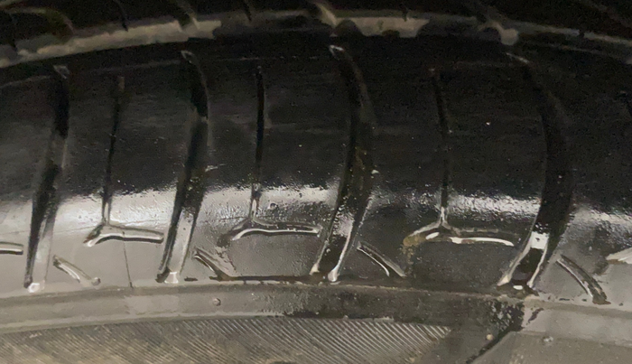 2018 Hyundai Verna 1.6 SX (O) CRDI MT, Diesel, Manual, 1,34,560 km, Right Rear Tyre Tread